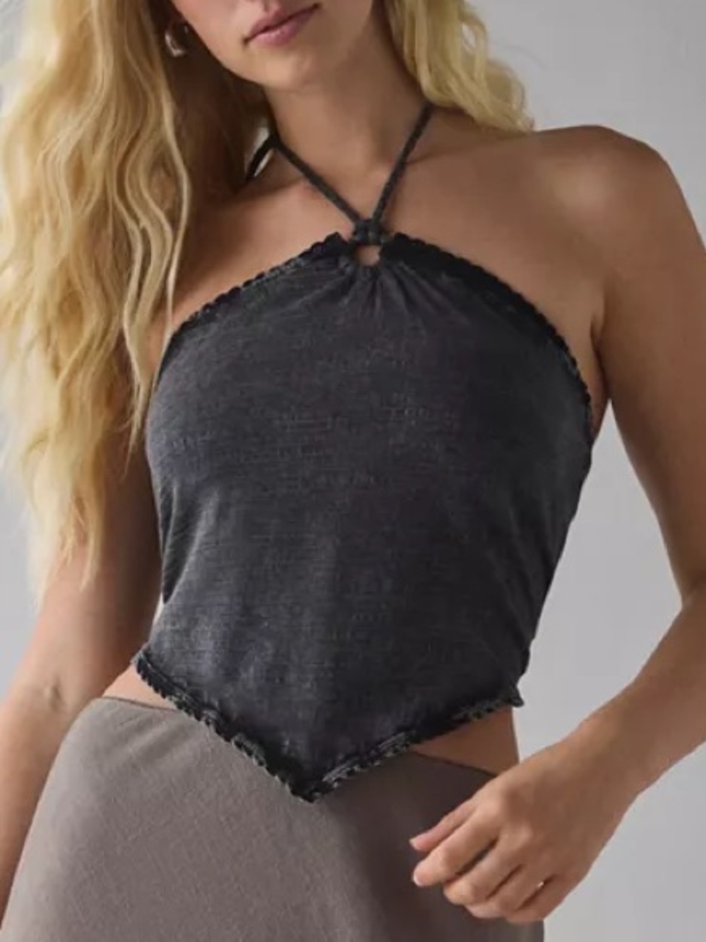 URBAN OUTFITTERS UO Kimchi Blue Mya Y-Neck Halter Crop Top Large L NEW NWOT